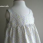 小花柄☆ワンピース☆100サイズ