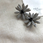 　秋色 フラワーピアス／イヤリング（Ⅼ）