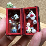 泣き虫アリスの小瓶入り小箱