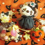 ハロウィンパンダさんとドーナツお菓子ガチャガチャキーリング