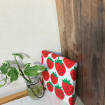 可愛いいちごのファブリックパネル15