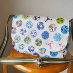 rihoemama様専用　ラミネート ショルダーバッグ 花柄