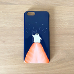 ペンギンのいちご登山スマホケース