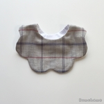 花びらスタイ（ブルーチェック）