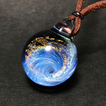 ≪銀河の光»　ガラスのペンダント Glass accessories  宇宙