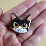 七宝焼・ねこ顔・黒白・耳大きめ