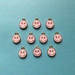 【訳あり】スマイルのチャーム（ゴールド×ピンク/10mm/10個）