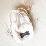【2枚セット】24色ネーム入り刺繍ワッペン*骨*