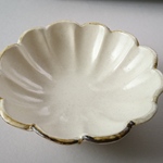 菊花鉢　（粉引　12ｃｍ）
