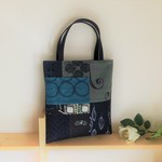 ミナペルホネン 青とグレーのシンプルバッグ  tambourine