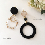 No.A464 お洒落アシメ▸︎▹︎ベルベット×クリアビーズ♕ピアス / イヤリング