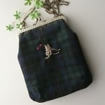 猫の刺繍 がま口ポシェット  ブラックウォッチ コットンパール♪   