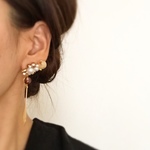 イヤーカフ風ロングピアス
