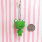 踊るカエルさんのキーホルダーorバッグアクセサリー