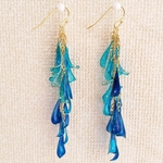 blue fringe　ブルーグラデーションのボリューミーピアス〈再販5〉