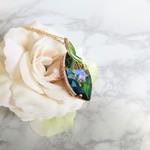 【再販】vintage★オリーブグリーンのストーンとアイリスのネックレス