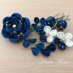 八重の花❁つまみ細工 髪飾り❁ 赤紫＆生成＆柄 *成人式*七五三