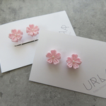 桜のイヤリング つまみ細工