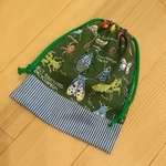 巾着  30×25センチ　昆虫◇グリーン(裏地なし)　シューズ入れ、小さめのお着替え袋など
