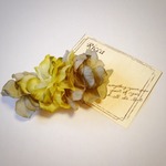 花びらバレッタ（モスグリーン）