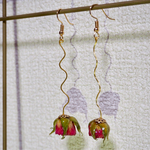 薔薇のゆらゆら ピアス/イヤリング