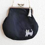刺繍のがま口 ハンドバッグ ニット柄  サバトラ猫