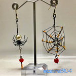ハロウィン  キラキラ蜘蛛の巣とクモのピアス  ワイヤー