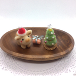 いのししのクリスマスの飾り