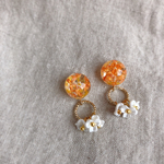 金木犀の花(樹脂ピアス)