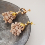 Crochet＊Twist Flower 花蕾イヤリング・ピアス ~ ベージュ