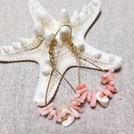 ミニティアードロップ型ピアス ピンク