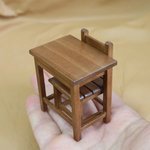 ミニチュア家具(1/12) 学校の机と椅子