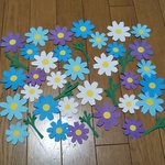 保育壁面    コスモス    秋