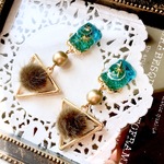 °॰*✩宝石とトライアングルピアス(イヤリング)°॰*✩