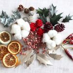 クリスマスカラーの花材（リース・ボタニカルキャンドル・アロマワックス用）
