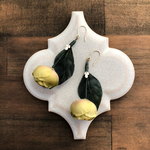 葉っぱと蕾のピアス