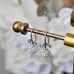 双葉のピアス チェコガラス パヴェボール