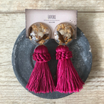 フューシャピンクtassel ／ 大ぶり タッセル ピアス イヤリング