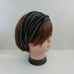 くしゅくしゅカチューム　ブラック×グレー・ボーダーニット