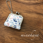 ミニミニ  がま口(ネイビー小花柄)