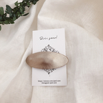 ○オーバルレザーパッチンピン○ゴールド