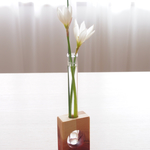 木曽ひのきで作った一輪挿し/1個売（小窓）