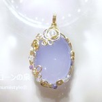 ブルーカルセドニーペンダント（ワイヤーアートジュエリー☆ワイヤーアクセサリー☆ワイヤーラッピング天然石ネックレス）