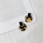 べっ甲circle point earring
