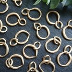 【4個】 30mm ダブルフープ マットゴールド チャーム 