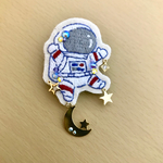 宇宙飛行士のブローチ