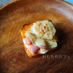 クロックムッシュのブローチ