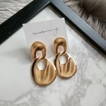 変形フォルム＊エッジプレート ピアス＆イヤリング