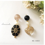 No.A483 お洒落アシメ▸︎▹︎ブラック×クリアビーズ♕ピアス / イヤリング
