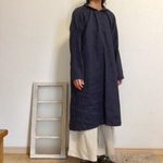 小さな丸襟のギャザーワンピ リネン 紺